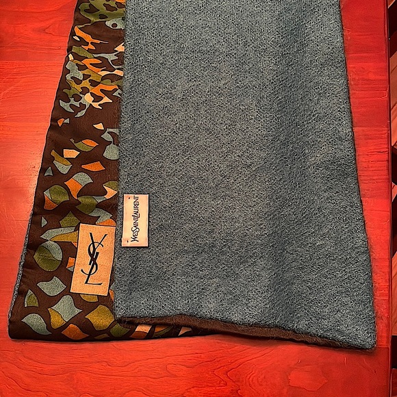 Yves Saint Laurent Accessories - Yves St. Laurent (YSL) Cashmere and Silk Scarf, perfect condition